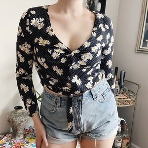H&M Daisy Print Top